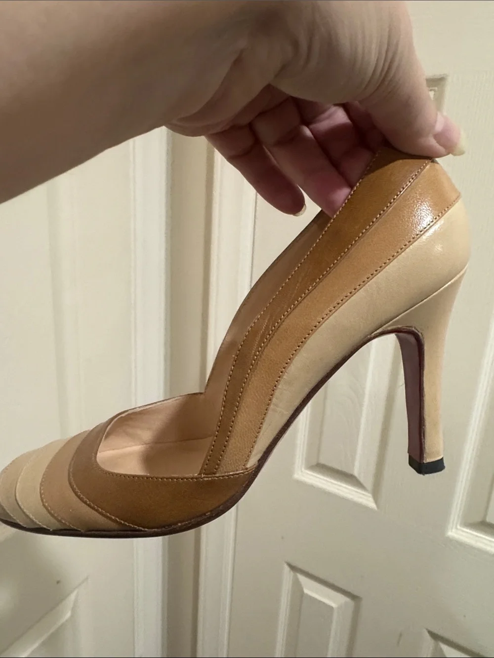 Christian Louboutin/Classic Three-Tone Beige and Darker Cream Women's Heels! 6.5